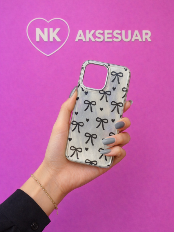 iPhone 16 Pro Fiyonklu Kalpli Kılıf-Gri/Siyah Renk
