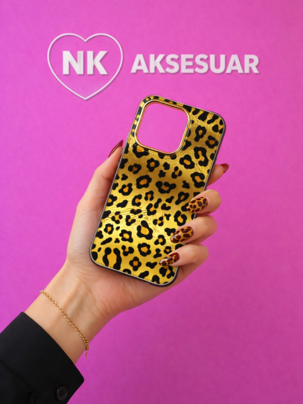 iPhone 16 Pro Leopar Desenli Kılıf-Gold Renk