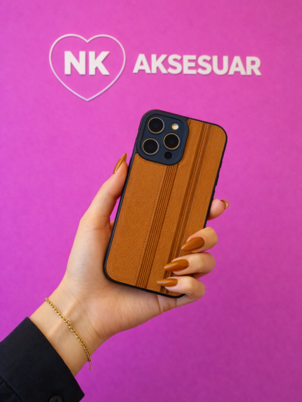 iPhone 15Pro Kadife Kılıf-Kahverengi Renk